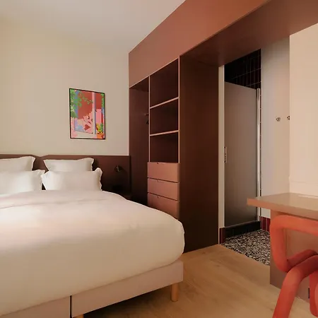 Edgar - Lemercier Aparthotel 4*