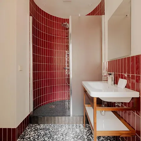 Edgar - Lemercier Lägenhetshotell 4*