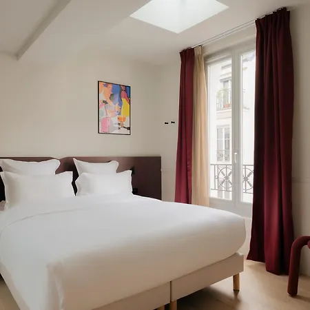 Edgar - Lemercier Lägenhetshotell 4*