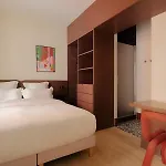 Edgar - Lemercier Appart hôtel 4*